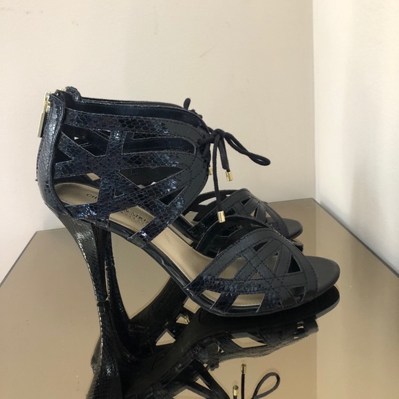 CHRISTIAN SIRIANO Black Lace Up Heels. 8.5 - Picture 5 of 7